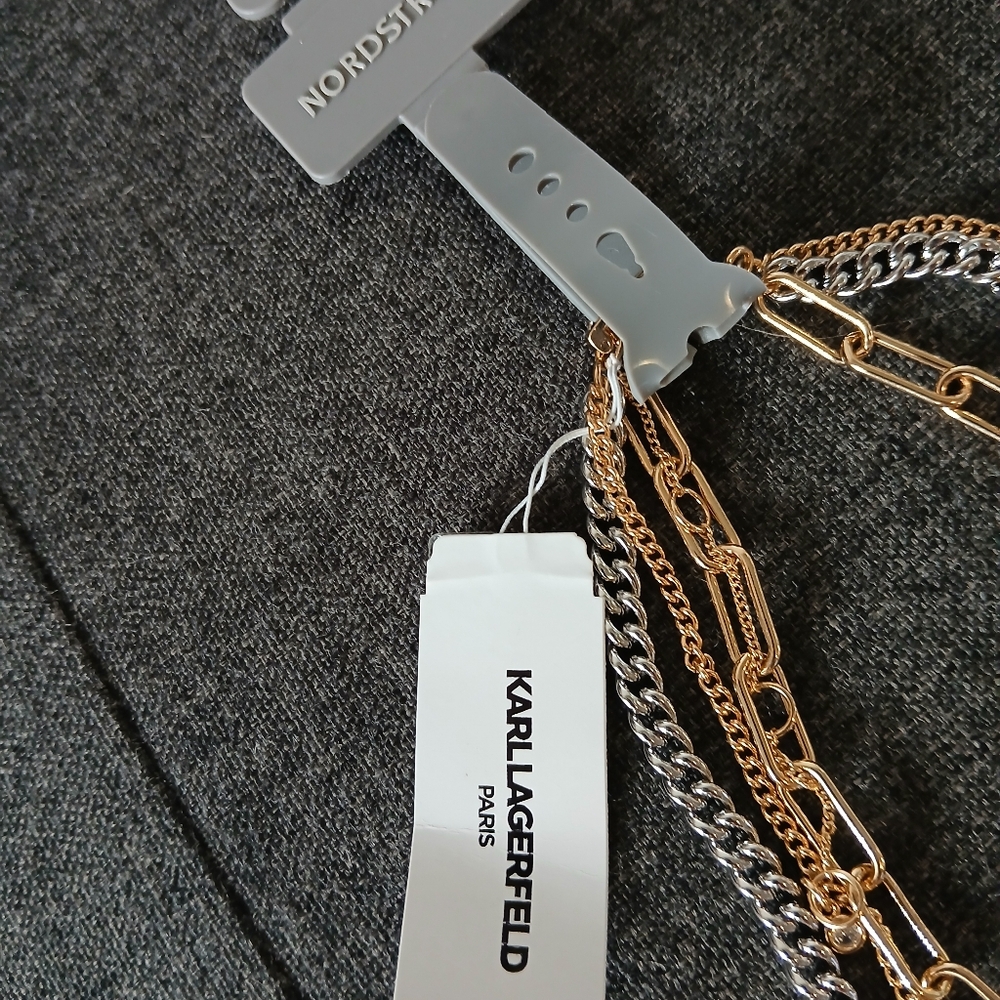 Nwt. KARL LAGERFELD.3 strand  necklace.1 strand w hearts.1 strand w single heart